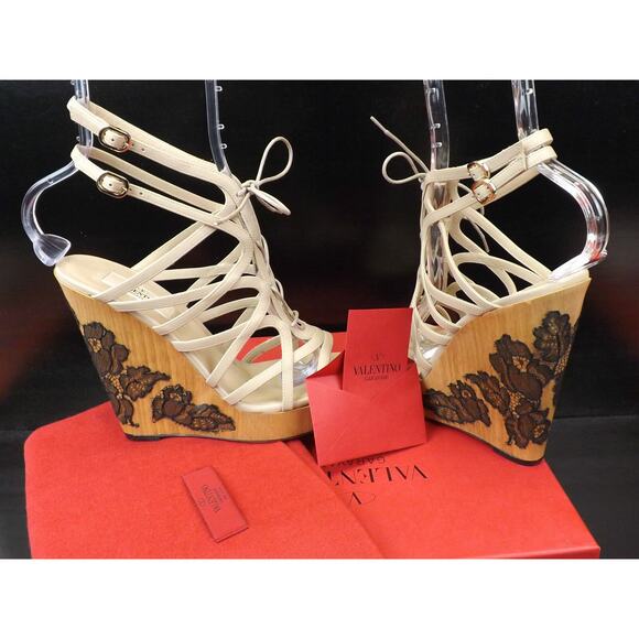 NIB VALENTINO NUDE LEATHER CAGE LACE UP WOODEN LACE WEDGES SANDALS 40 $1095 - Picture 9 of 12